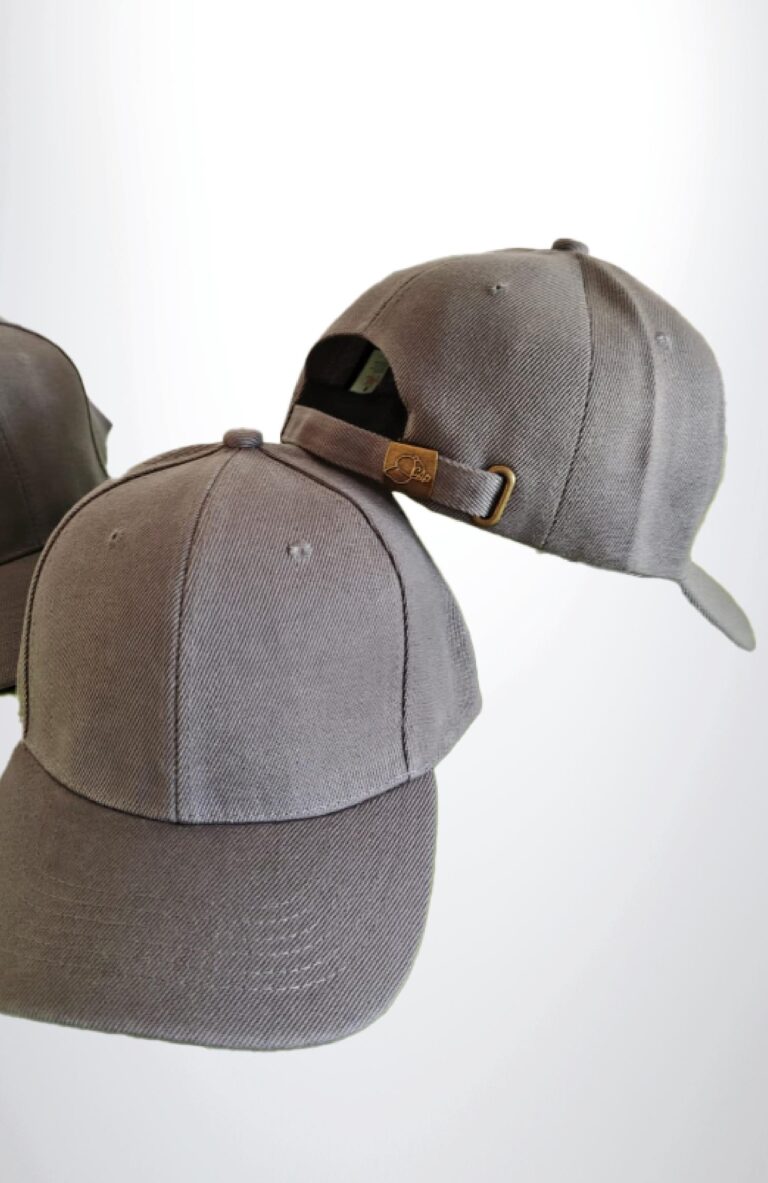 bordado de gorras en CABA_gabardina con hebilla