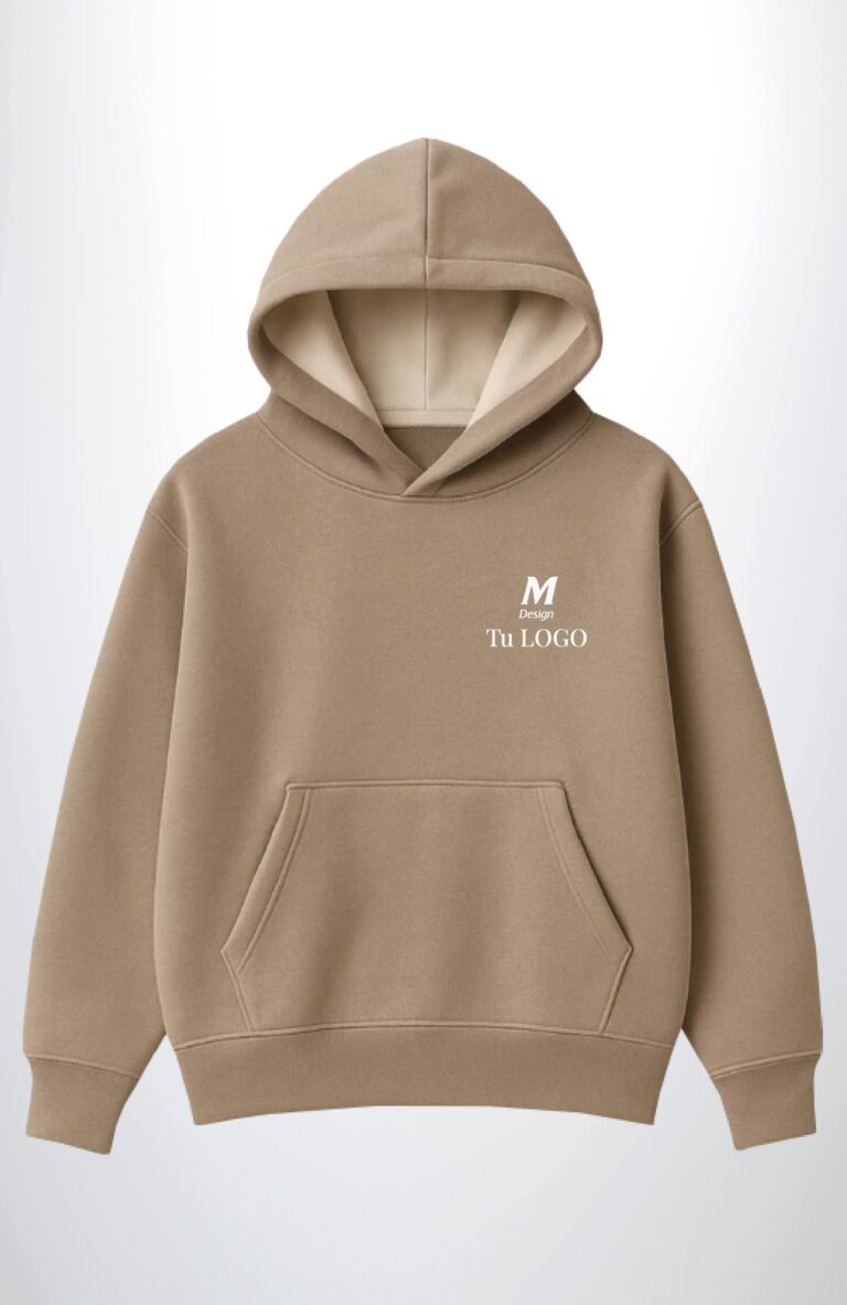 buzo_canguro_oversized_peinado_beige