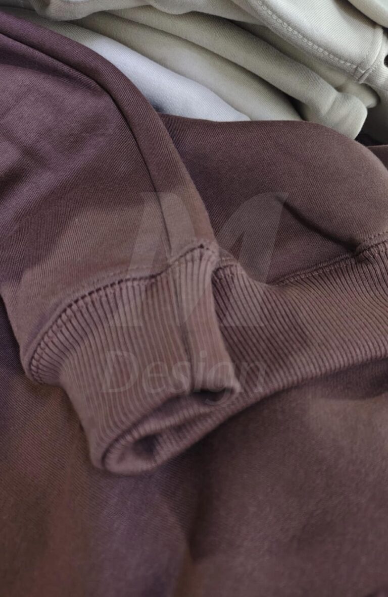 buzo_cuello_redondo_chocolate