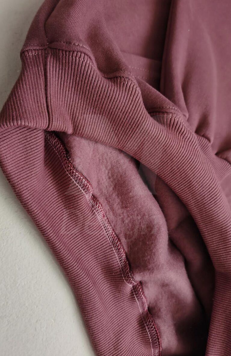 buzo_cuello_redondo_marron_rose